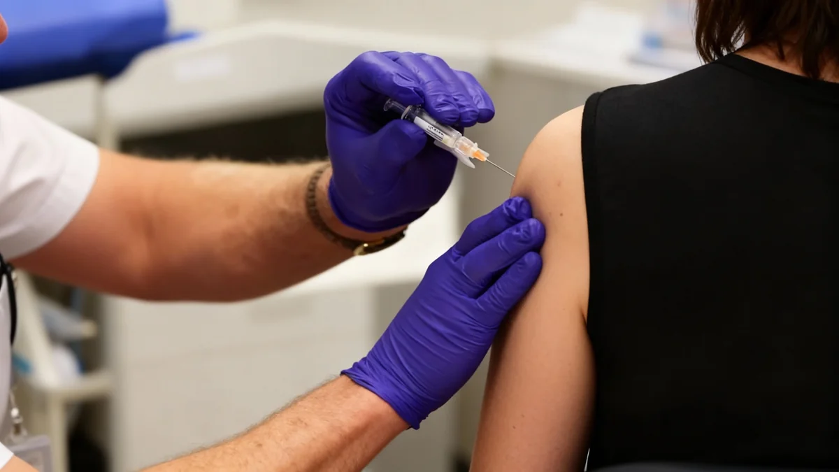 FDA planea advertencia en vacunas COVID-19